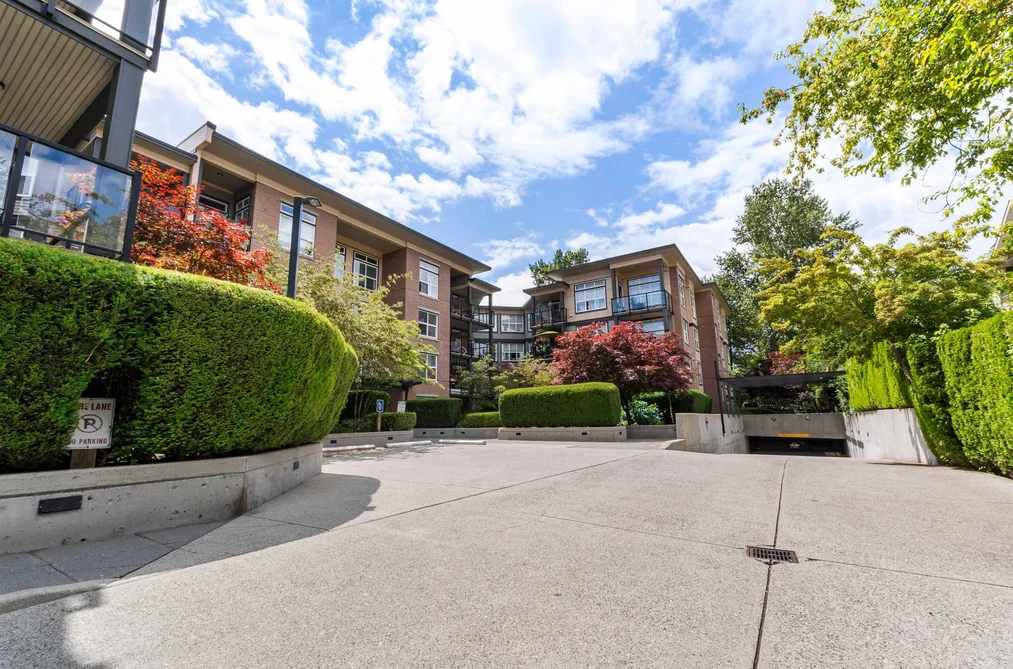 Condo for sale at 216 10707 139 Street Surrey British Columbia - MLS: R3140530