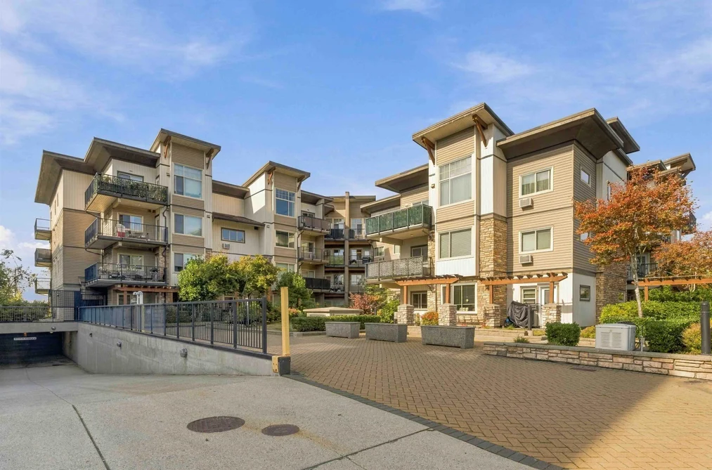 11935 Burnett St Unit 216, Maple Ridge, BC - MLS: R3174072