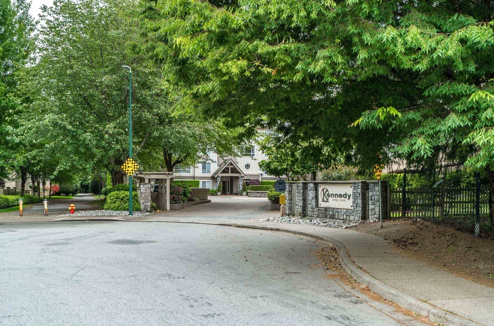 216 1242 TOWN CENTRE BOULEVARD, Coquitlam BC V3B 7R6, Coquitlam BC — Residential for Sale - Photo 2