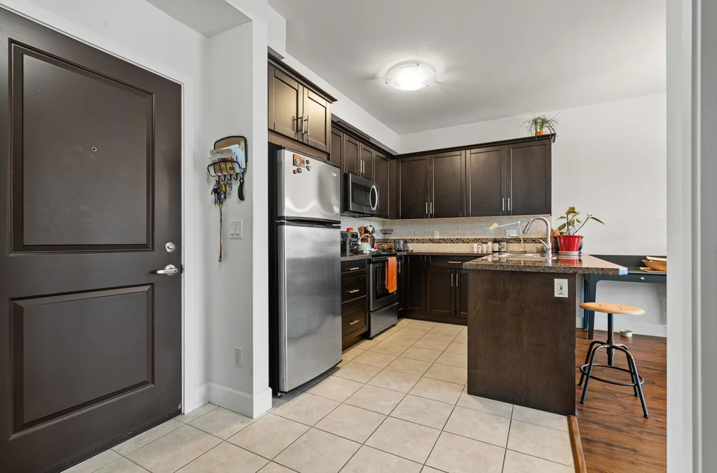 216 46262 FIRST AVENUE, Chilliwack BC V2P 0C3, Chilliwack BC — Residential for Sale - Photo 3