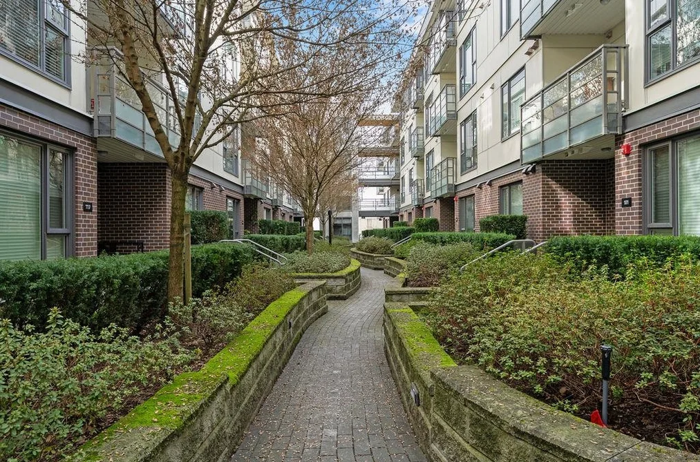 216 5355 LANE STREET, Burnaby, BC — Residential for Sale - Main Photo