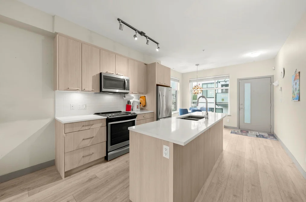 216 7001 ROYAL OAK AVENUE, Burnaby BC V5J 0H2, Burnaby BC — Residential for Sale - Photo 5