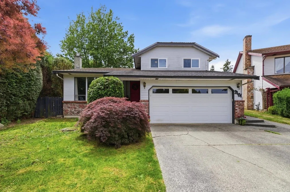 House for sale at 2161 153a Street Surrey British Columbia - MLS: R3132912