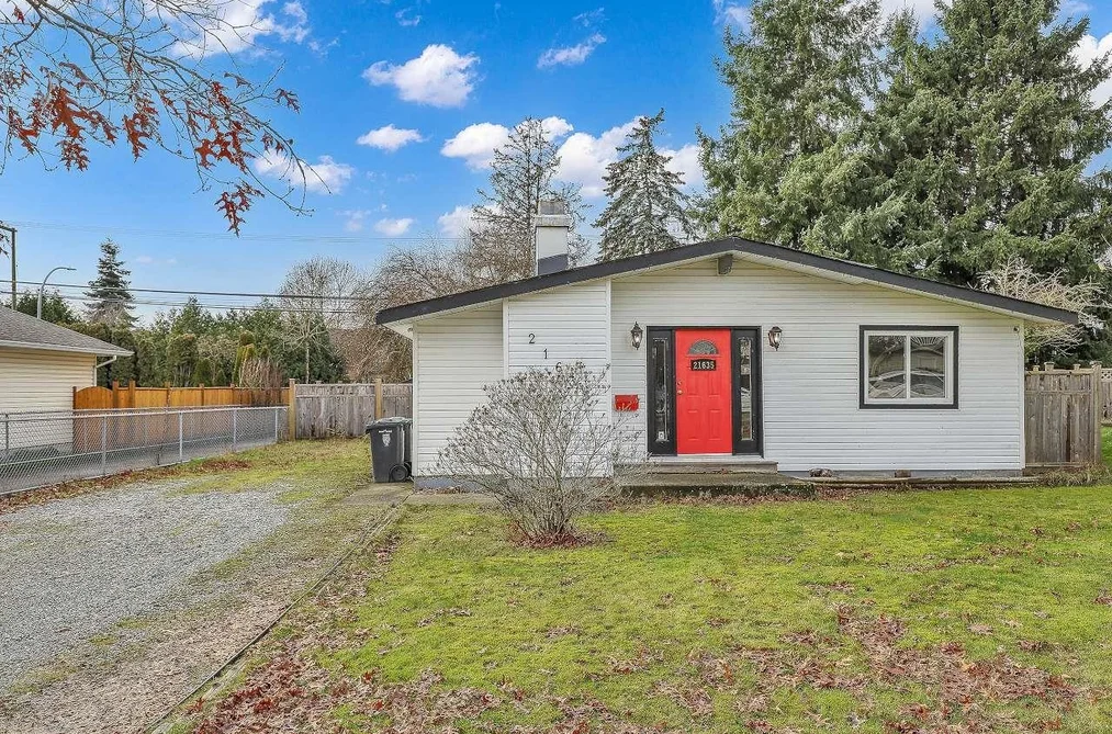 21635 50A AVENUE, Langley BC V3A 8W9, Langley BC — Residential for Sale - Photo 2