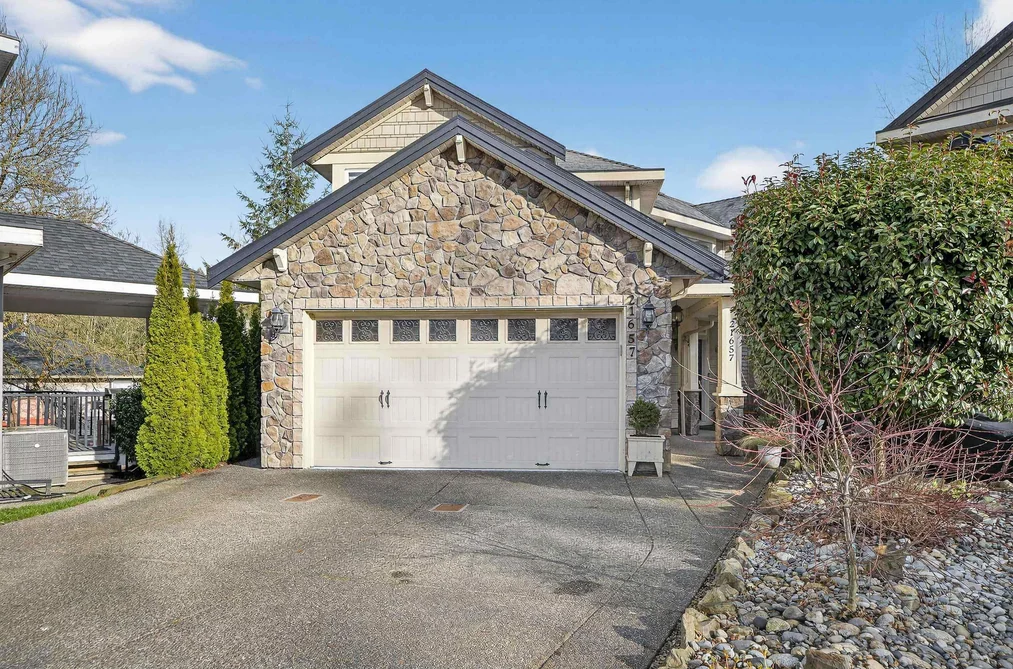 21657 92B AVENUE, Langley BC V1M 0A3, Langley BC — Residential for Sale - Photo 2