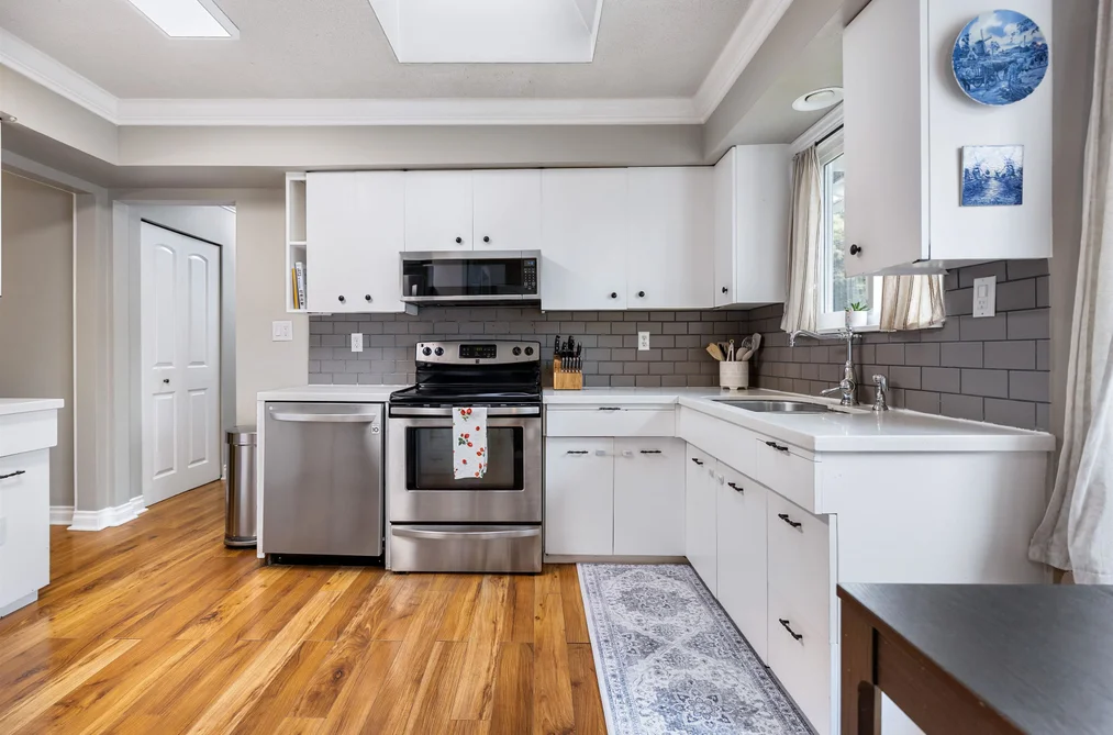 21678 MOUNTAINVIEW CRESCENT, Maple Ridge, BC — Residential for Sale — Photo 10 of 35