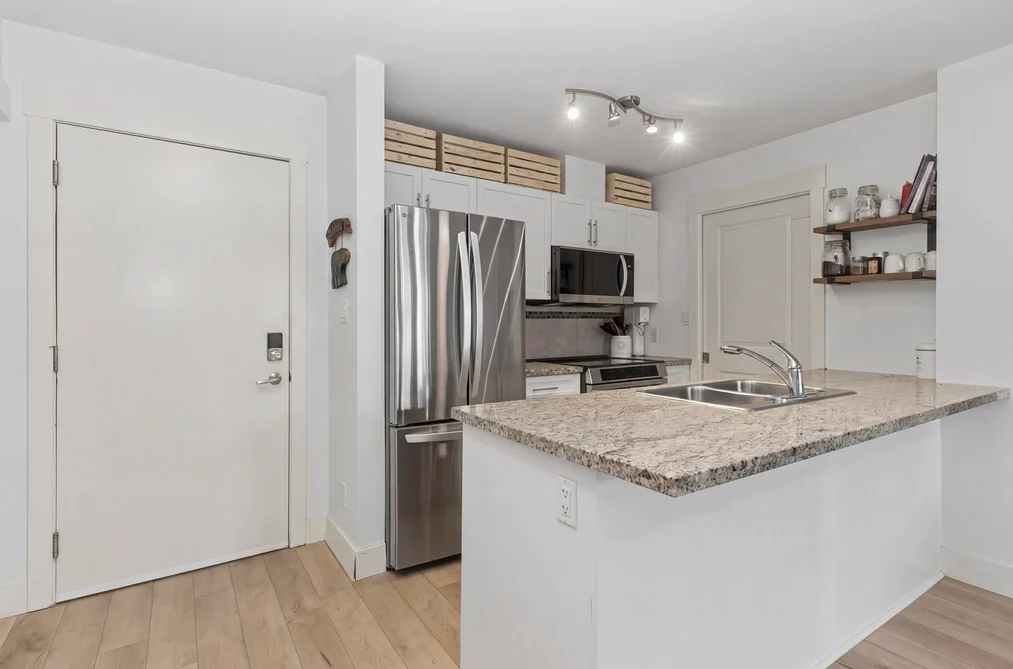 217 1211 VILLAGE GREEN WAY, Squamish BC V8B 0R7, Squamish BC — Residential for Sale - Photo 2