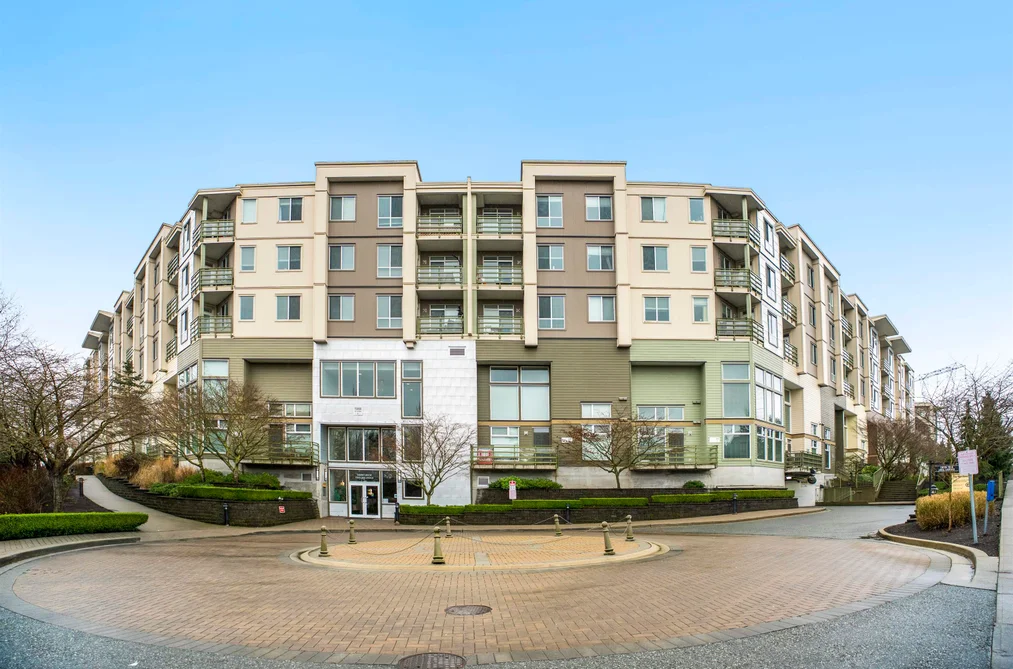 Condo for sale at 217 15850 26 Avenue Surrey British Columbia - MLS: R3115561