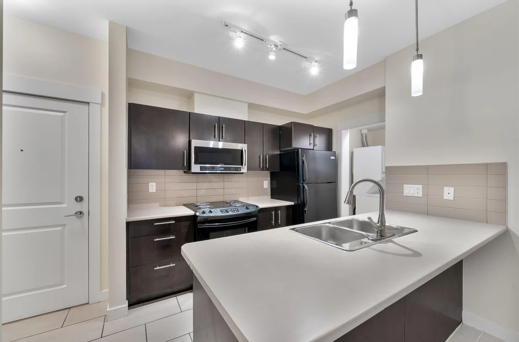217 33545 RAINBOW AVENUE, Abbotsford BC V2S 1E6, Abbotsford BC — Residential for Sale — Photo 3 of 20