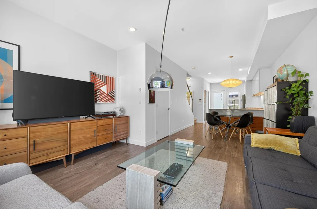 Townhouse for sale at 217 455 E 16th Avenue Vancouver British Columbia - MLS: R3130296
