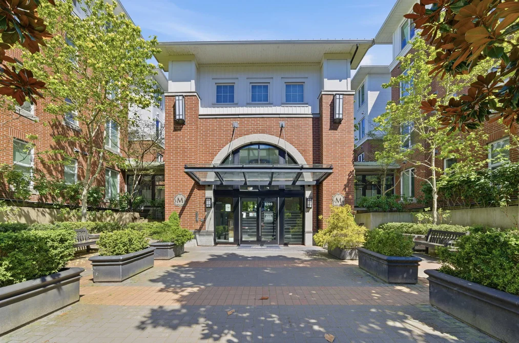 Condo for sale at 217 9399 Odlin Road Richmond British Columbia - MLS: R3116939