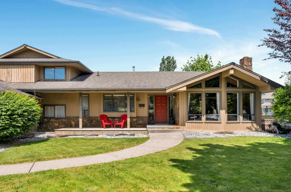 21761 49A AVENUE, Langley BC V3A 6C4, Langley BC — Residential for Sale - Photo 2