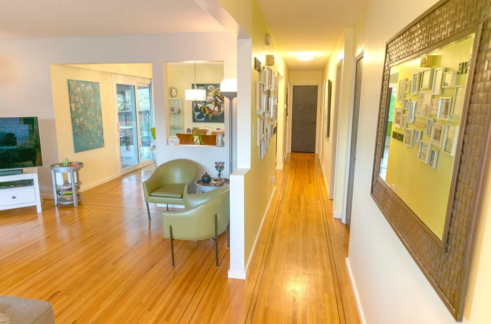 21776 MOUNTAINVIEW CRESCENT, Maple Ridge BC V2X 3V1, Maple Ridge BC — Residential for Sale - Photo 3
