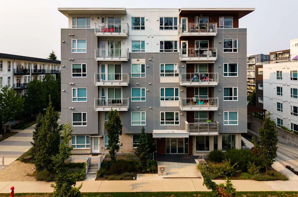 Condo for sale at 218 13963 105 Boulevard Surrey British Columbia - MLS: R3154580