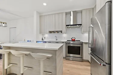 7169 14th Ave Unit 218, Burnaby, BC - MLS: R3161172