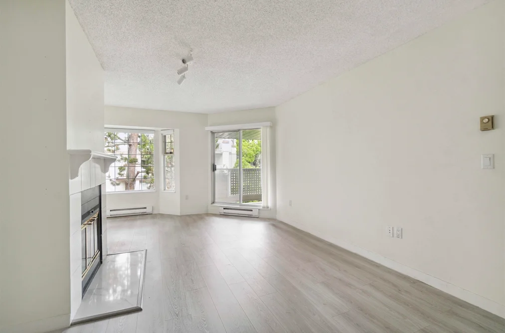 218 7591 MOFFATT ROAD, Richmond BC V6Y 3N2, Richmond BC — Residential for Sale — Photo 4 of 24