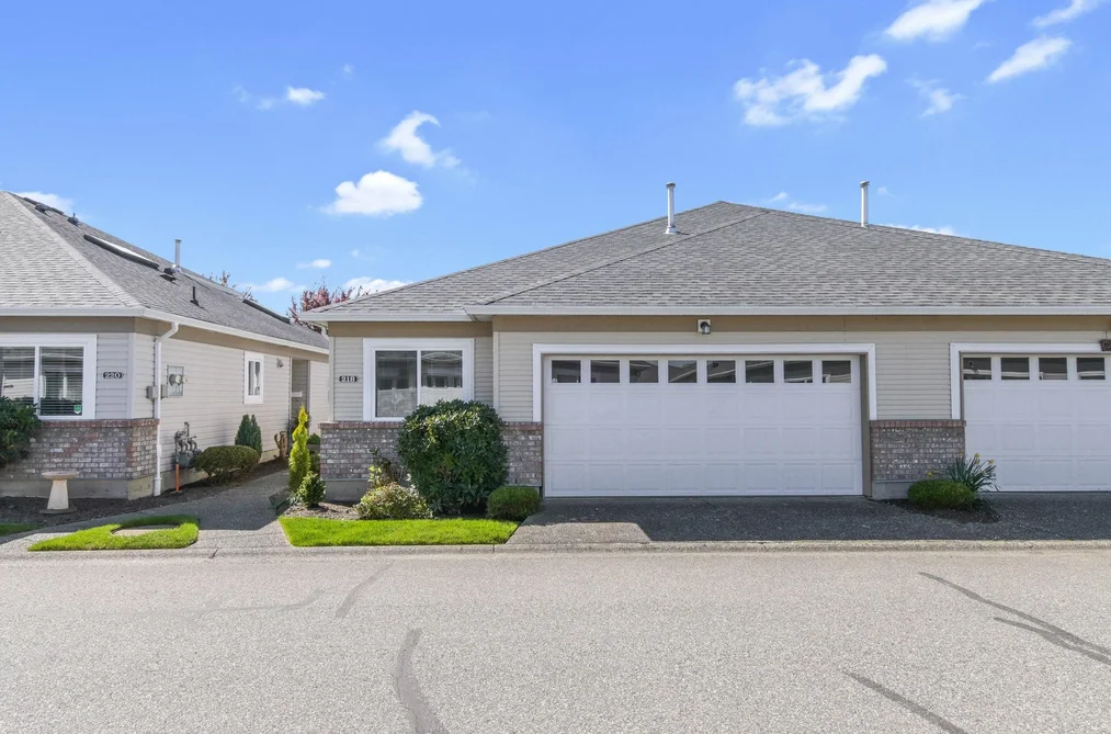 Half Duplex for sale at 218 8485 Young Road Chilliwack British Columbia - MLS: R3114122