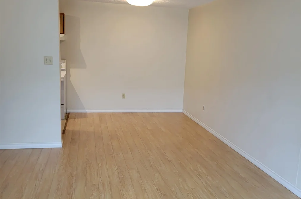 218 8500 LANSDOWNE ROAD, Richmond, BC — Residential for Sale — Photo 8 of 8