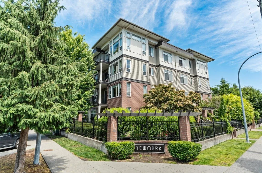 Condo for sale at 218 9422 Victor Street Chilliwack British Columbia - MLS: R3135200