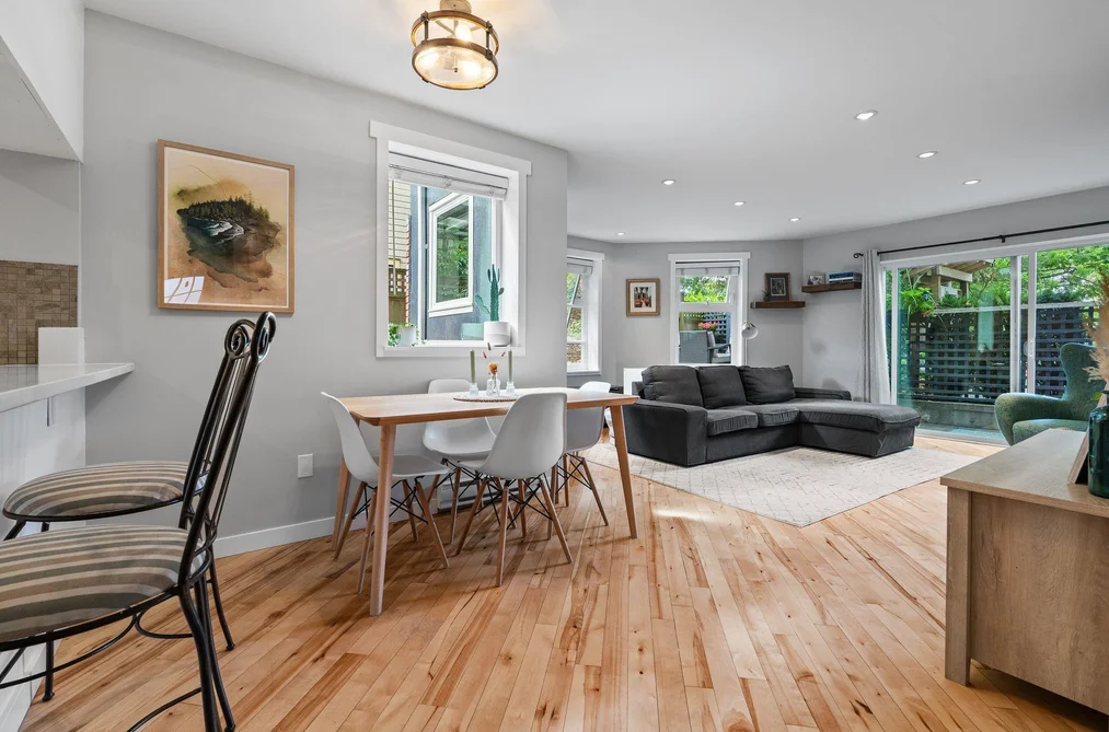 Townhouse for sale at 218 W 15th Avenue Vancouver British Columbia - MLS: R3145439