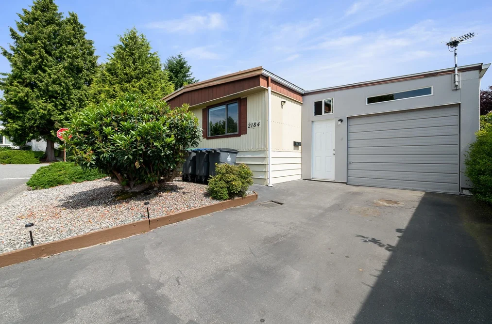 2184 CUMBRIA DRIVE, Surrey BC V4A 5K3, Surrey BC — Residential for Sale - Photo 3