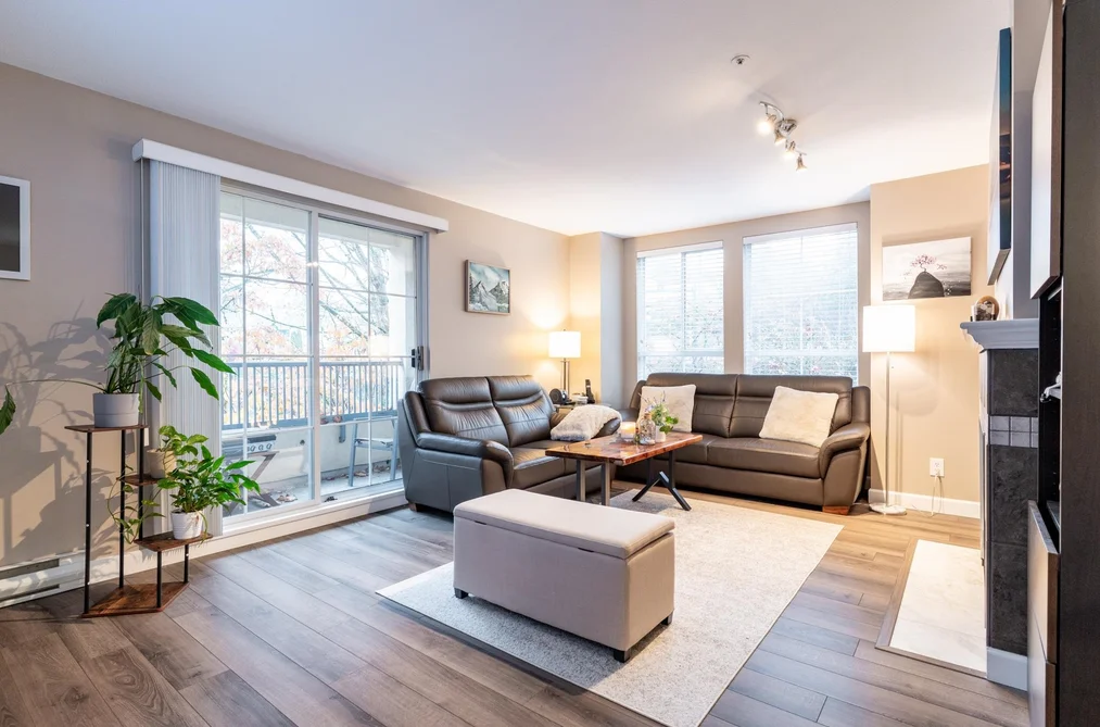 219 295 SCHOOLHOUSE STREET, Coquitlam BC V3K 6X5, Coquitlam BC — Residential for Sale - Photo 2