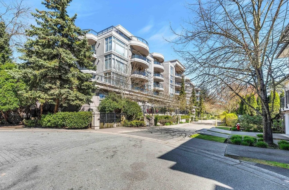 Condo for sale at 219 8480 Granville Avenue Richmond British Columbia - MLS: R3113658