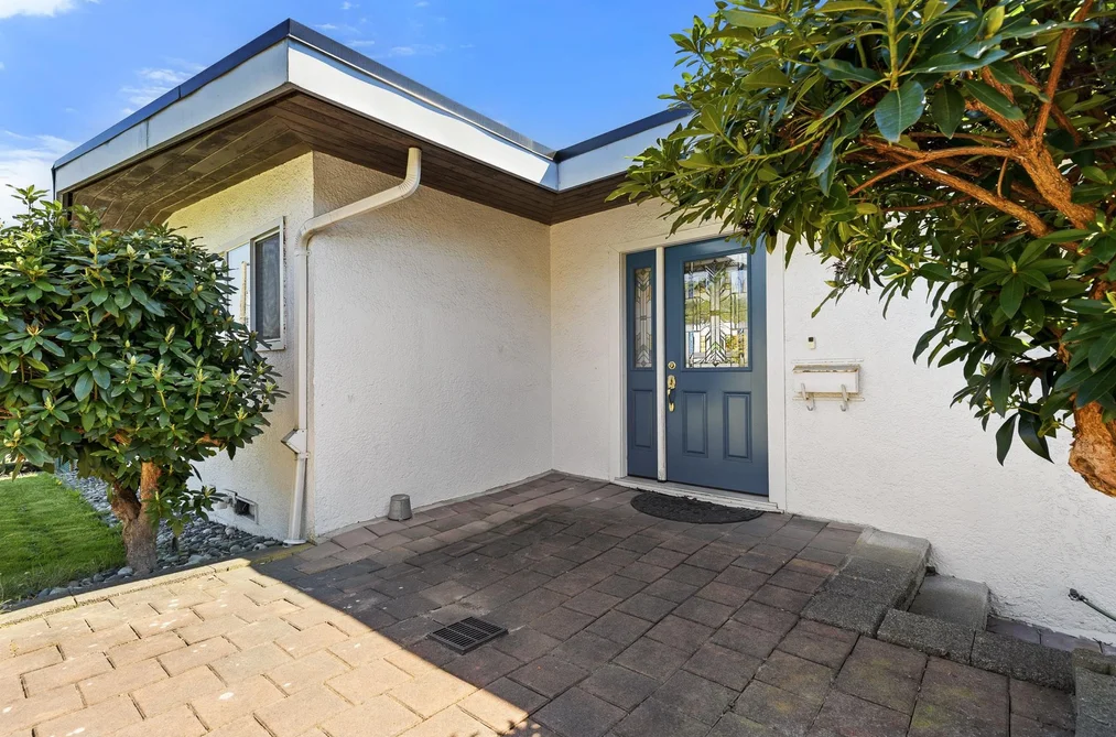 2190 HILLSIDE AVENUE, Coquitlam BC V3K 1L2, Coquitlam BC — Residential for Sale - Photo 2