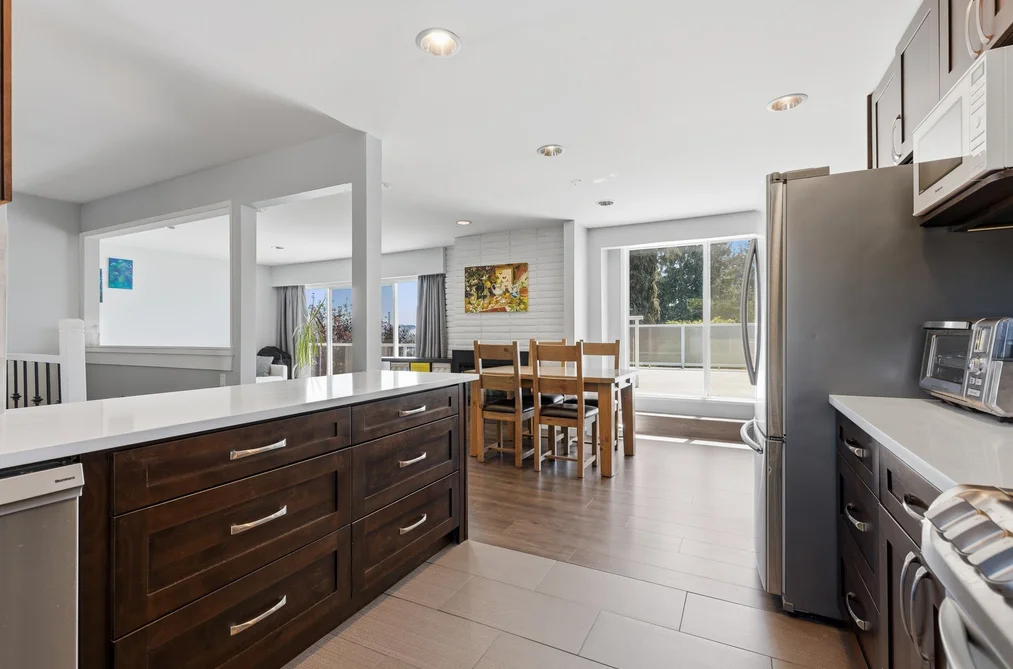 2190 HILLSIDE AVENUE, Coquitlam BC V3K 1L2, Coquitlam BC — Residential for Sale — Photo 8 of 40