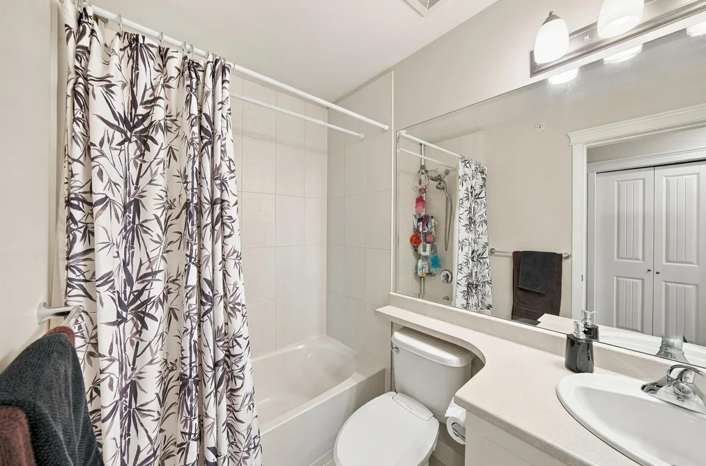 22-11282 Cottonwood Drive, Maple Ridge, BC - Townhouse for Sale - Photo 16 of 26 22-11282 Cottonwood Drive, Maple Ridge, BC - Townhouse for Sale - Photo 16 of 26