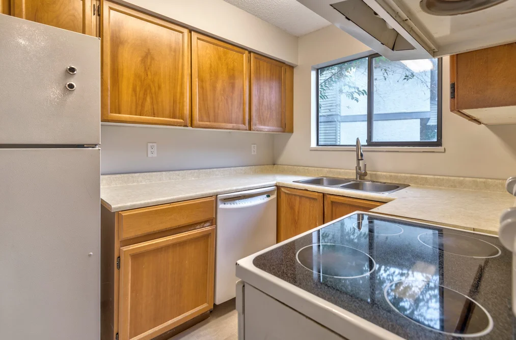 22-1174 Inlet Street, Coquitlam, BC - Townhouse for Sale - Photo 17 of 40 22-1174 Inlet Street, Coquitlam, BC - Townhouse for Sale - Photo 17 of 40