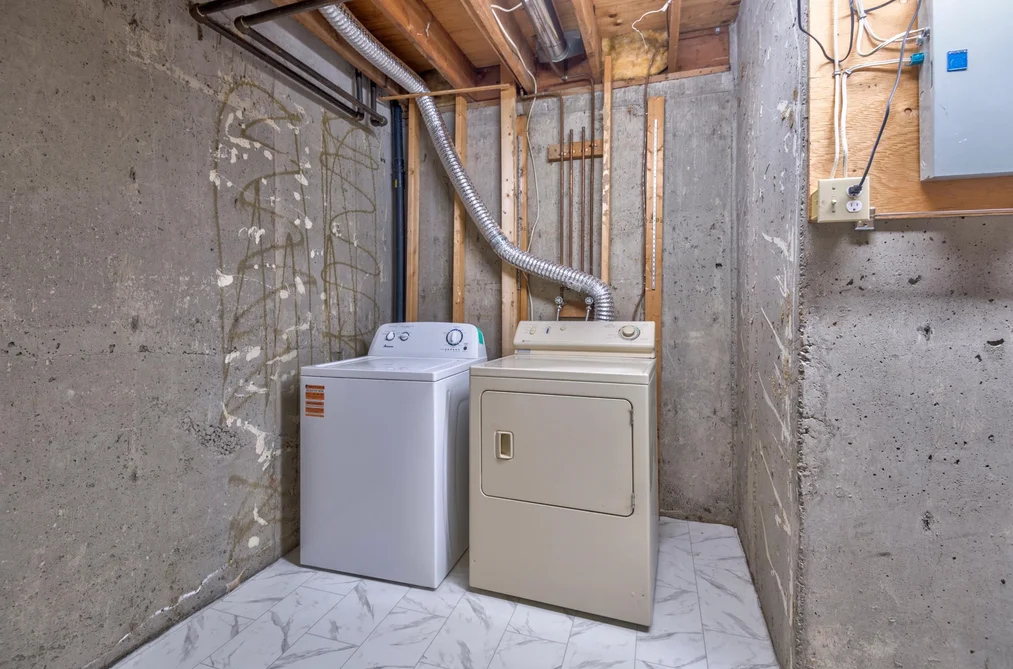 22-1174 Inlet Street, Coquitlam, BC - Townhouse for Sale - Photo 33 of 40 22-1174 Inlet Street, Coquitlam, BC - Townhouse for Sale - Photo 33 of 40