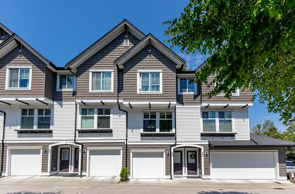 Townhouse for sale at 22 14271 60 Avenue Surrey British Columbia - MLS: R3149862