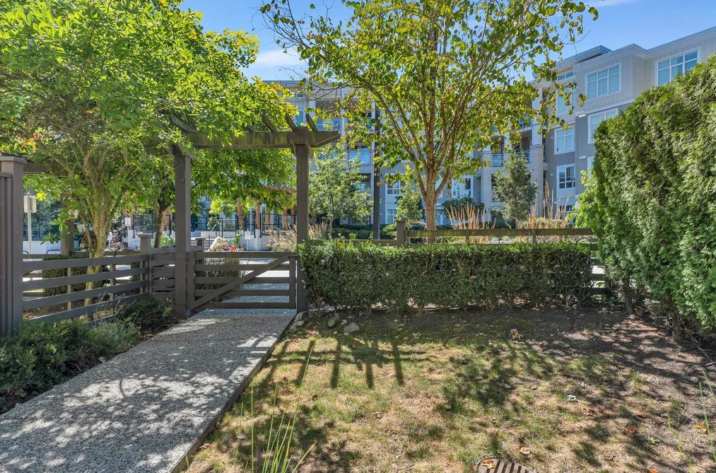 22 15405 31 AVENUE, Surrey BC V3Z 2W5, Surrey BC — Residential for Sale - Photo 2