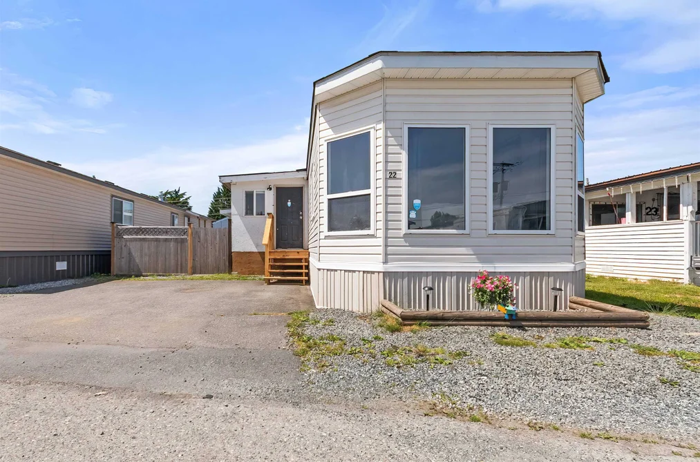Manufactured Home for sale at 22 26892 Fraser Highway Langley British Columbia - MLS: R3130857