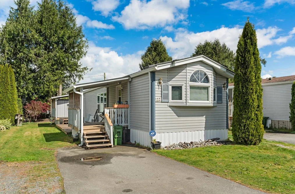 Manufactured Home for sale at 22 44565 Monte Vista Drive Chilliwack British Columbia - MLS: R3111876