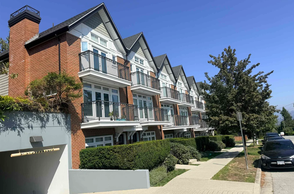 Townhouse for sale at 22 5655 Chaffey Avenue Burnaby British Columbia - MLS: R3155679
