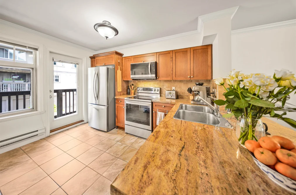 Townhouse for sale at 22 6238 192 Street Surrey British Columbia - MLS: R3161905