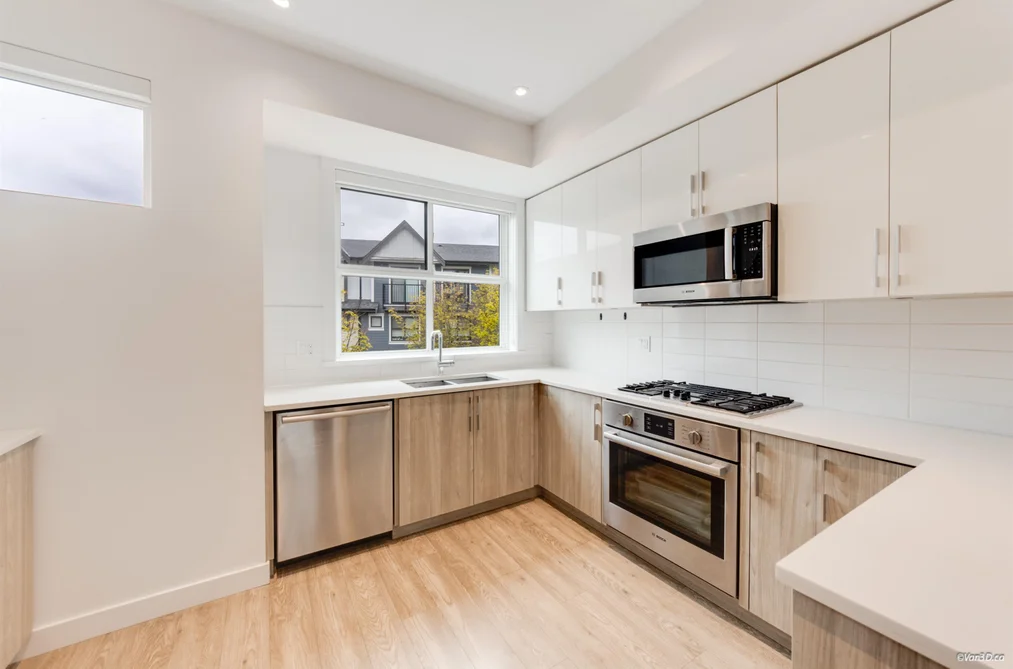 22 7039 MACPHERSON AVENUE, Burnaby BC V5J 4N4, Burnaby BC — Residential for Sale - Photo 6