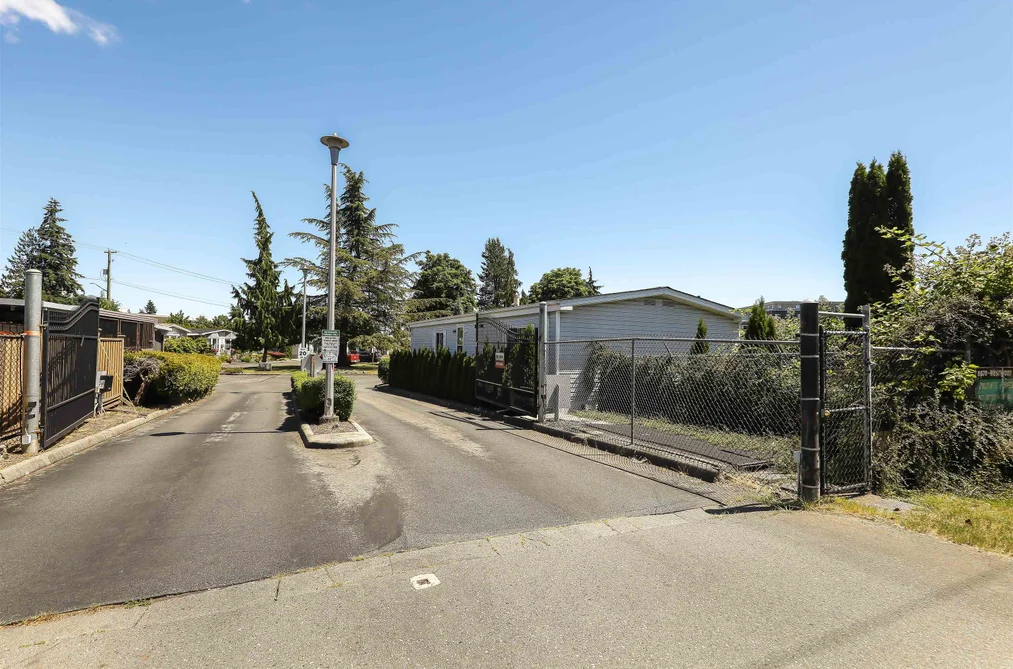 22 8670 156 STREET, Surrey BC V3S 3S1, Surrey BC — Residential for Sale — Photo 3 of 19
