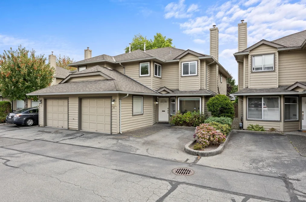 22-9727 152B Street, Surrey, BC - Townhouse for Sale - Photo 2 of 33 22-9727 152B Street, Surrey, BC - Townhouse for Sale - Photo 2 of 33