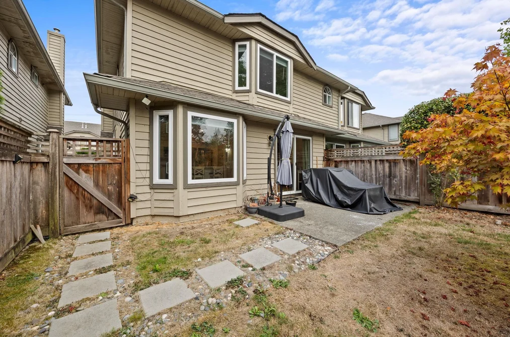 22-9727 152B Street, Surrey, BC - Townhouse for Sale - Photo 20 of 33 22-9727 152B Street, Surrey, BC - Townhouse for Sale - Photo 20 of 33
