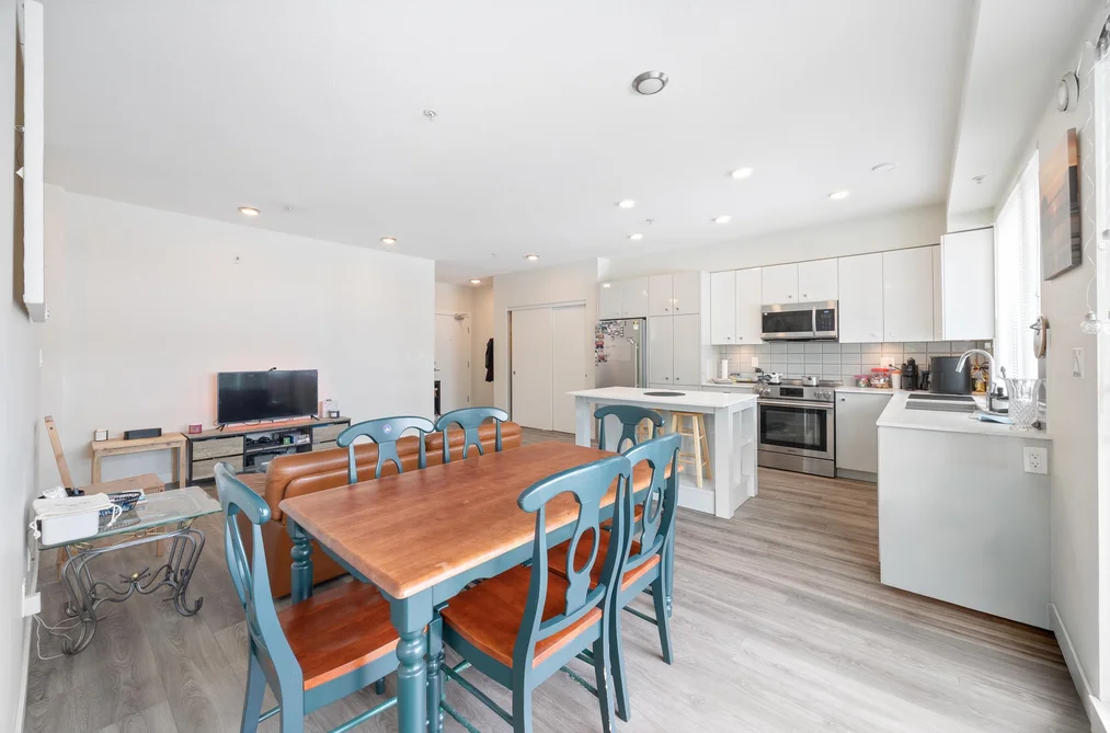 220 10838 WHALLEY BOULEVARD, Surrey BC V3R 0G8, Surrey BC — Residential for Sale — Photo 10 of 40