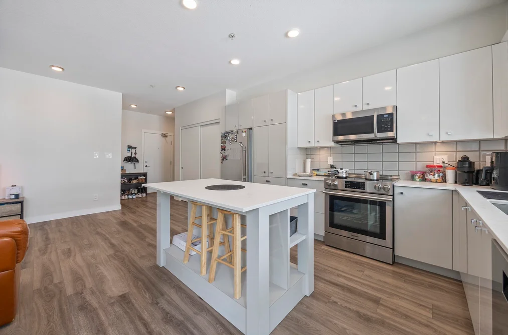 220 10838 WHALLEY BOULEVARD, Surrey BC V3R 0G8, Surrey BC — Residential for Sale — Photo 12 of 40