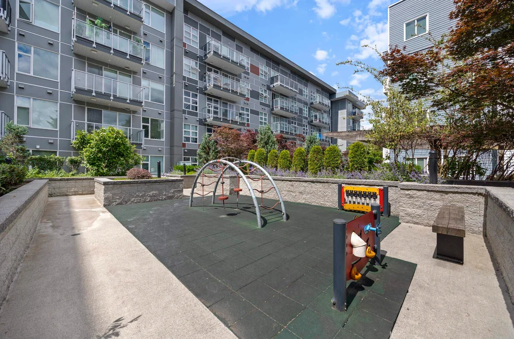 220 10838 WHALLEY BOULEVARD, Surrey BC V3R 0G8, Surrey BC — Residential for Sale — Photo 32 of 40