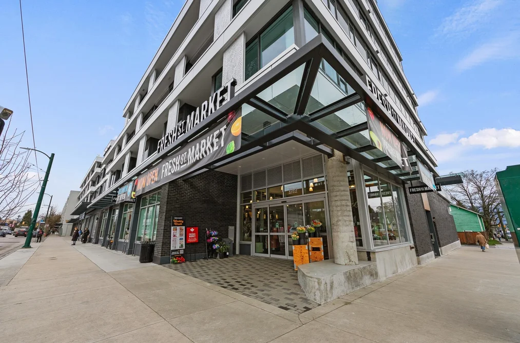 220 1981 MACDONALD STREET, Vancouver BC V6K 0H9, Vancouver BC — Residential for Sale - Photo 2