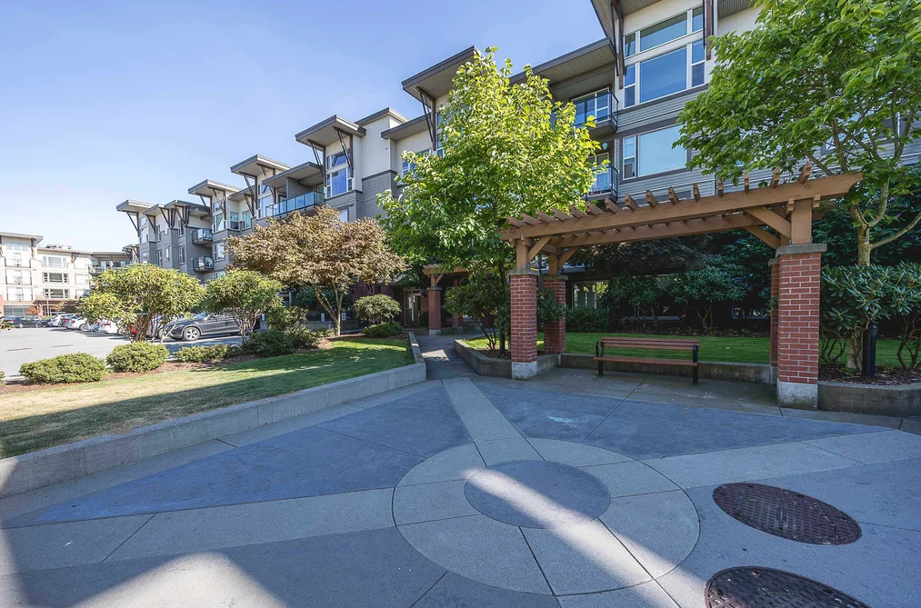 220 33539 HOLLAND AVENUE, Abbotsford BC V2S 0C6, Abbotsford BC — Residential for Sale - Photo 3