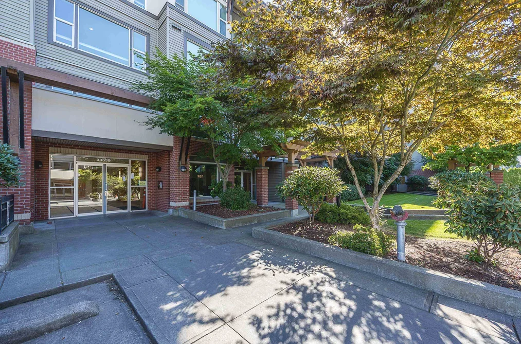 220 33539 HOLLAND AVENUE, Abbotsford BC V2S 0C6, Abbotsford BC — Residential for Sale - Photo 4