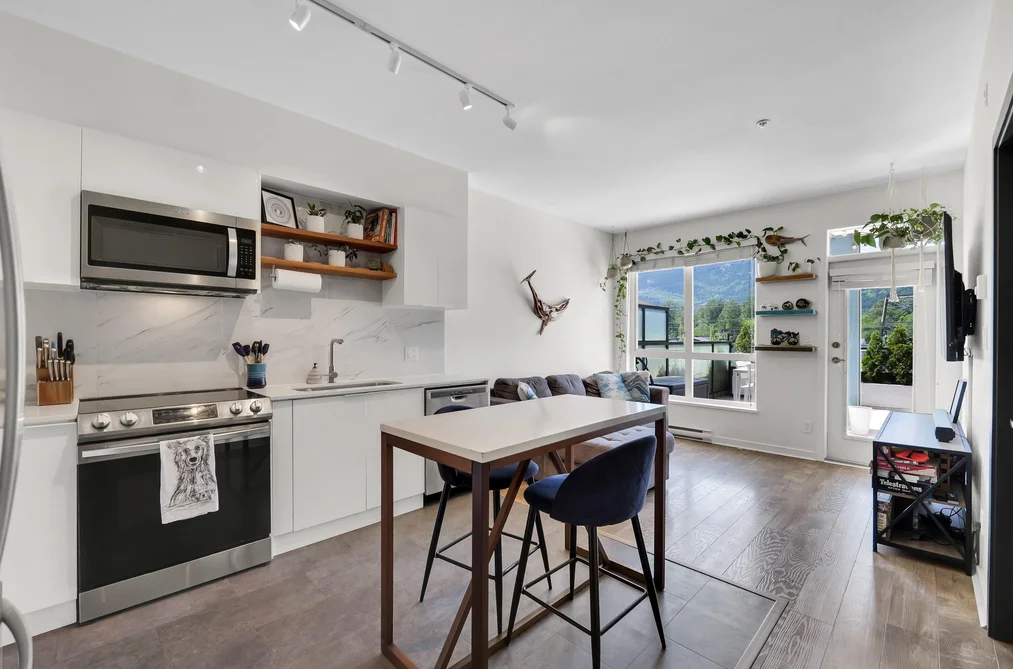 Condo for sale at 220 40437 Tantalus Road Squamish British Columbia - MLS: R3121385