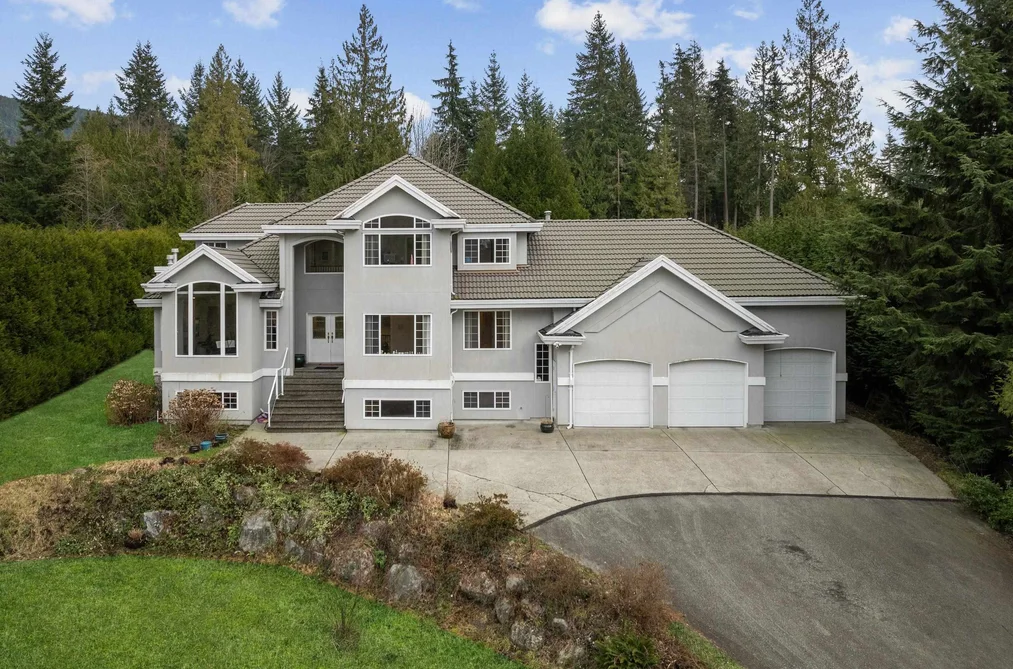 House for sale at 220 Fern Drive Anmore British Columbia - MLS: R3086824